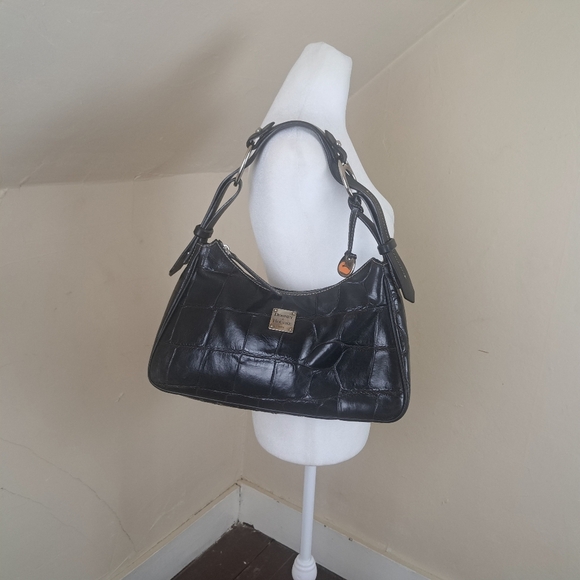 Dooney & Bourke Vintage Croc Embossed Mocha Leather Shoulder Bag Silver Hardware - Picture 1 of 14